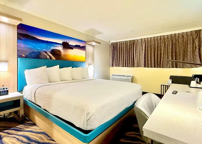 Days Inn By Wyndham Los Angeles Lax Airport Stadium Area