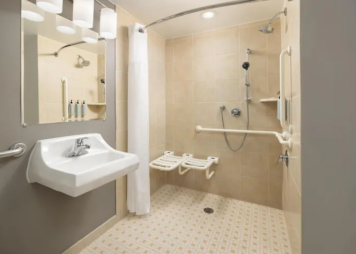 Courtyard By Marriott Montvale