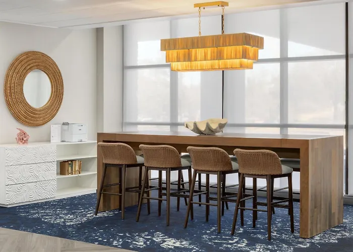 Doubletree By Hilton Salisbury