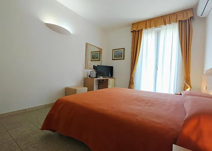 Hotel Villa Smeraldo