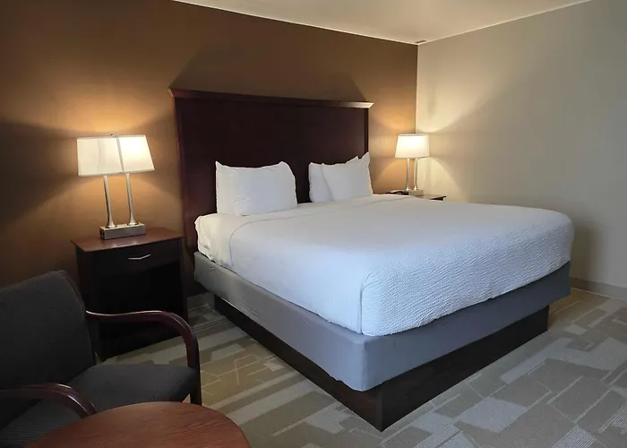 Ramada By Wyndham Tukwila Southcenter