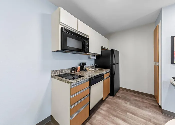 Mainstay Suites Cincinnati Blue Ash