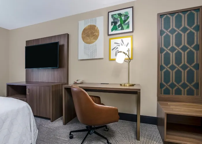 Holiday Inn Quincy By Ihg