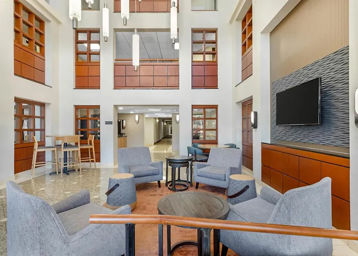 Drury Inn & Suites Joplin