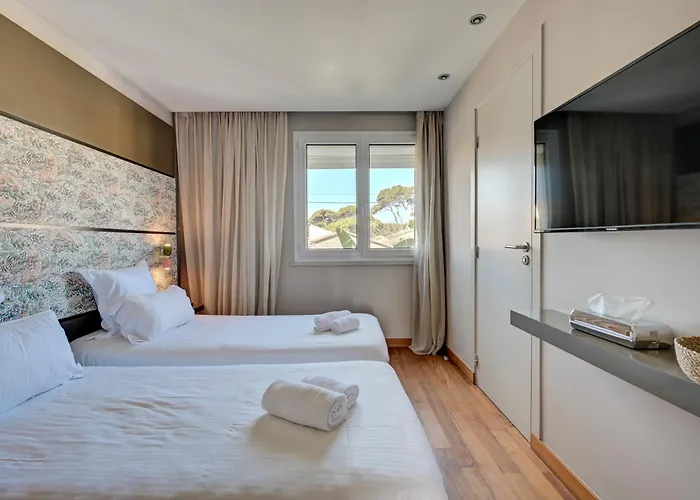 Hotel Bor