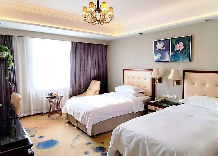 Ramada Plaza Tianlu Hotel