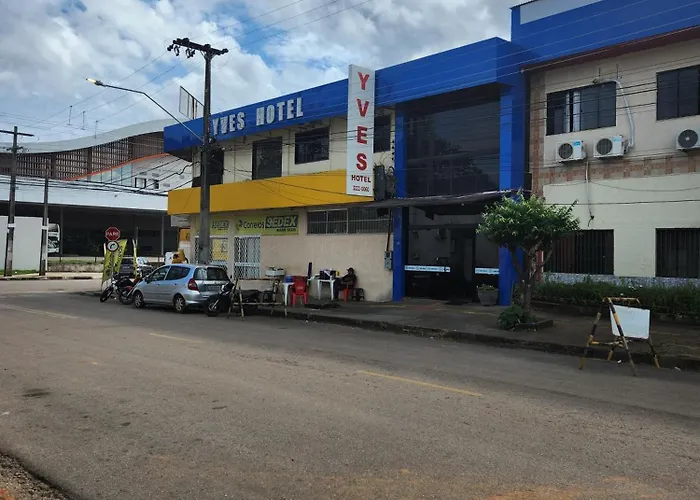 Yves Hotel