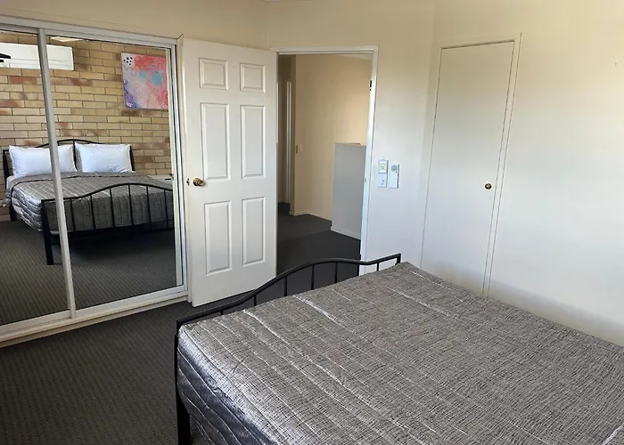 Starlight Motor Inn