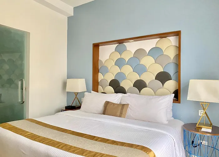 Ferra Hotel And Garden Suites