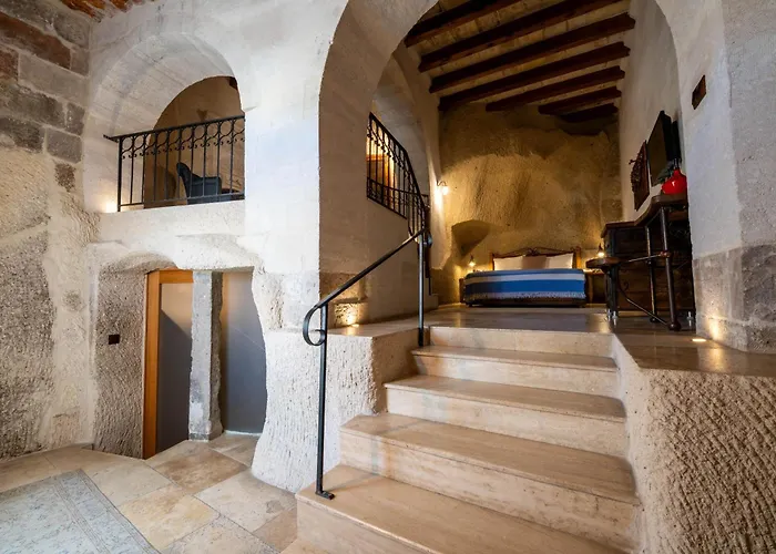 Design Cave Hotel