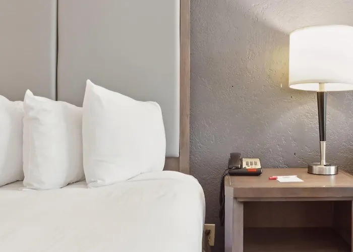 Ramada By Wyndham Houma