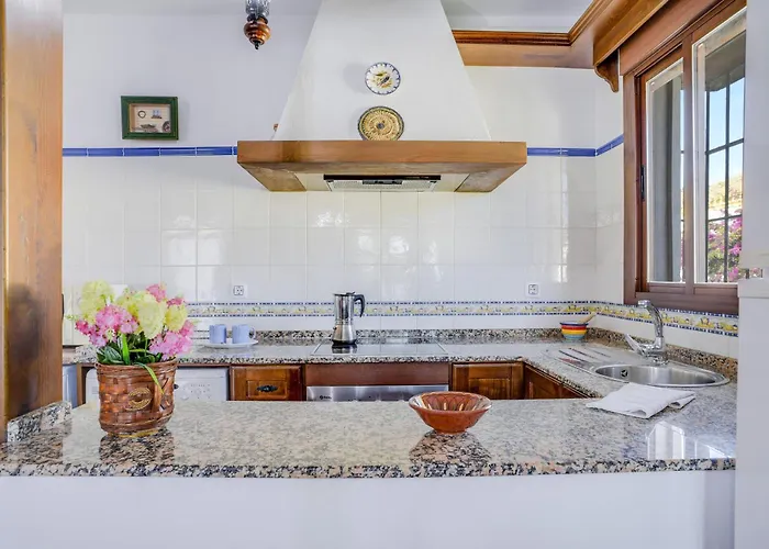 Casa Villanueva 2 - Sólo Familias