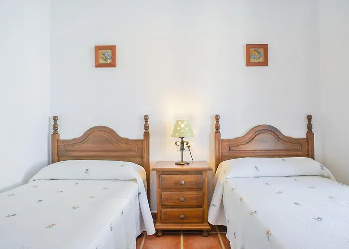 Casa Villanueva 2 - Sólo Familias