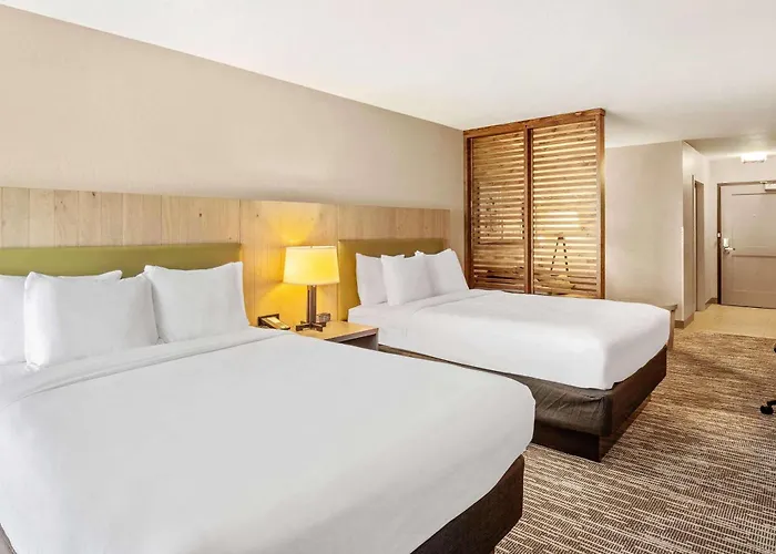 Country Inn & Suites By Radisson, Flagstaff Downtown, Az