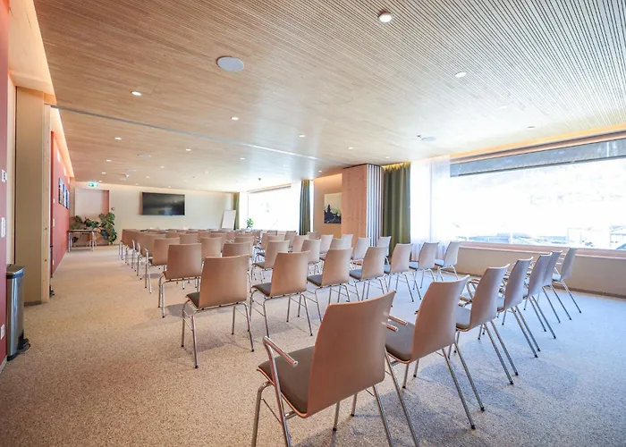 Aves Hotel Savognin