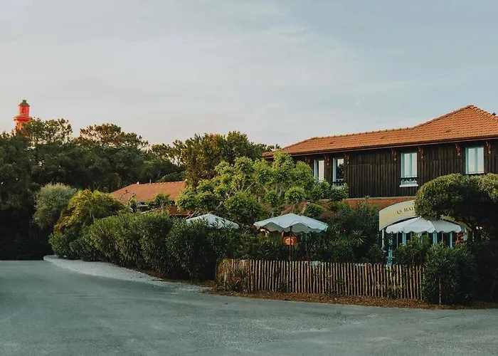 La Maison Du Bassin