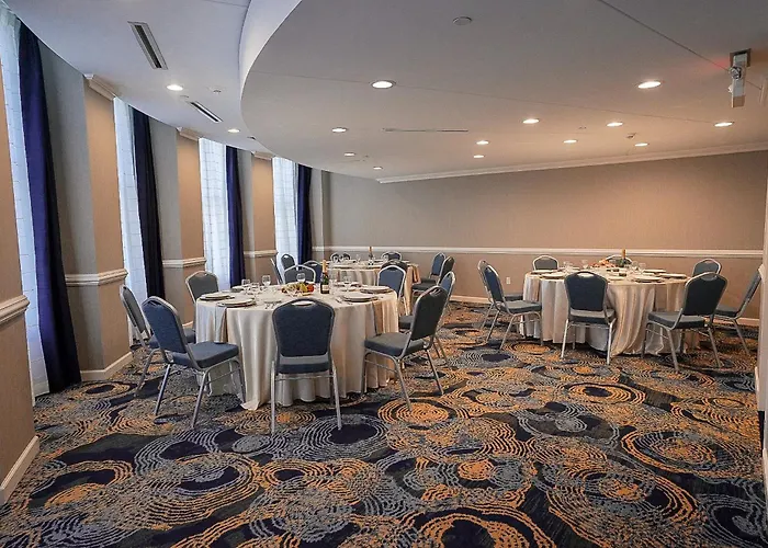 Crowne Plaza Cleveland At Playhouse Square By Ihg