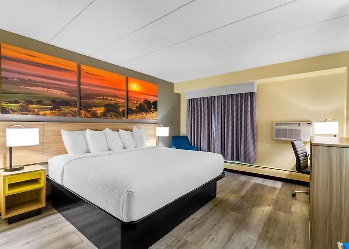 Days Inn By Wyndham Minot