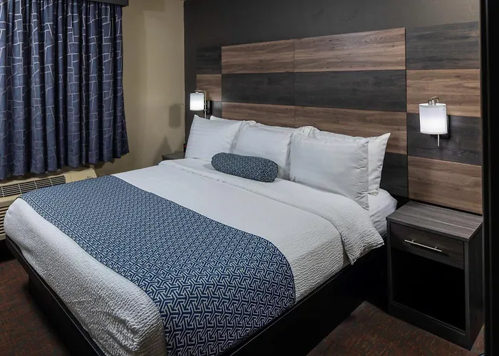 Hotel J Green Bay