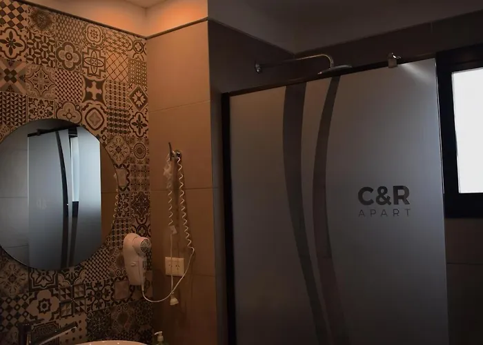 C&R Departamentos Y Hoteles
