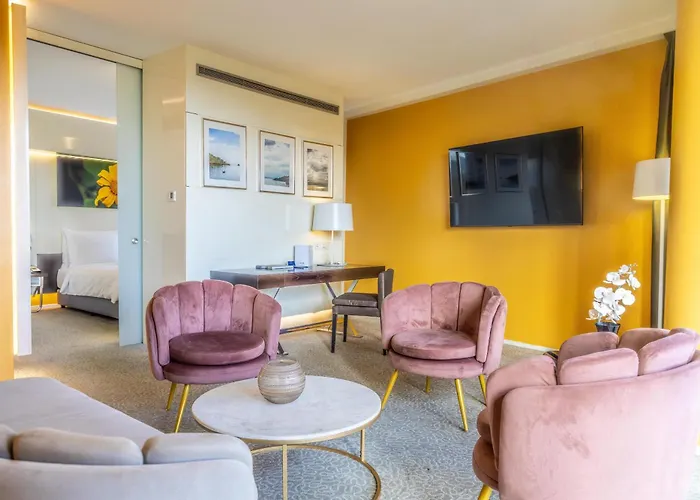 Radisson Blu Hotel & Convention Centre Kigali
