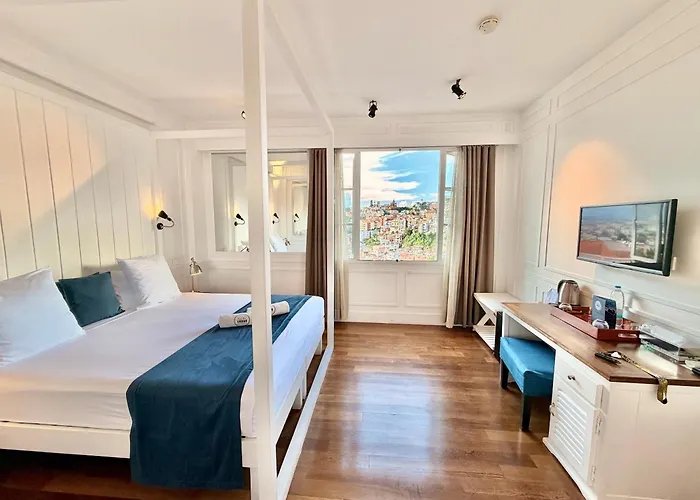 Grand Hotel Urban