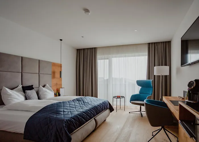 Patrix Hotel, Restaurant, Bar