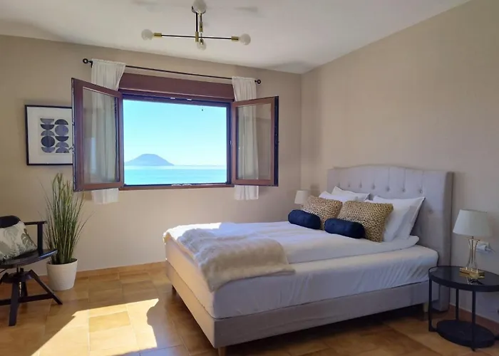 Boutique Beach House, Colina del Emperador