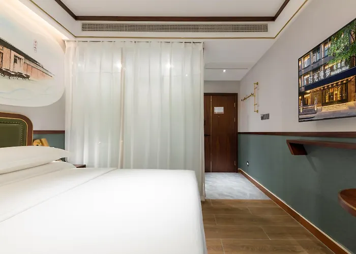 Nost Algia S Hotel Chengdu Kuanzhai Alley