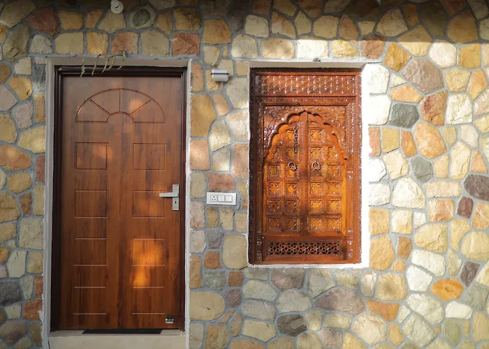 Ransuli Mountain Retreat