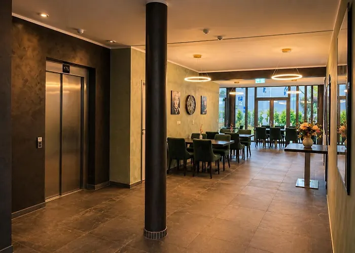 Lillys Hotel München