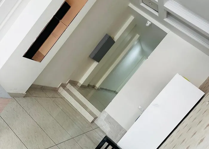 Hotel Loya Bti