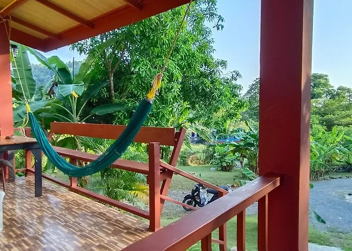 Alisa Bungalows