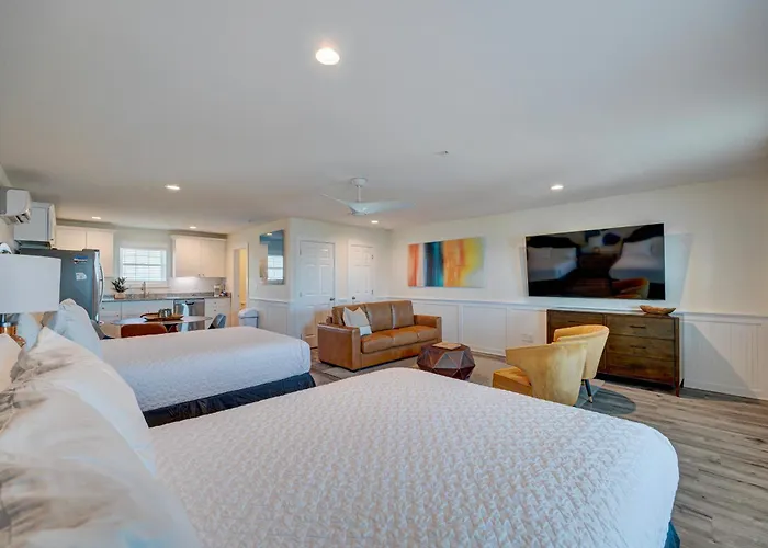 106 Queen Suite, 1St Floor Low Tide