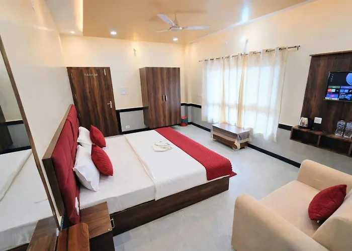 Kharari Inn