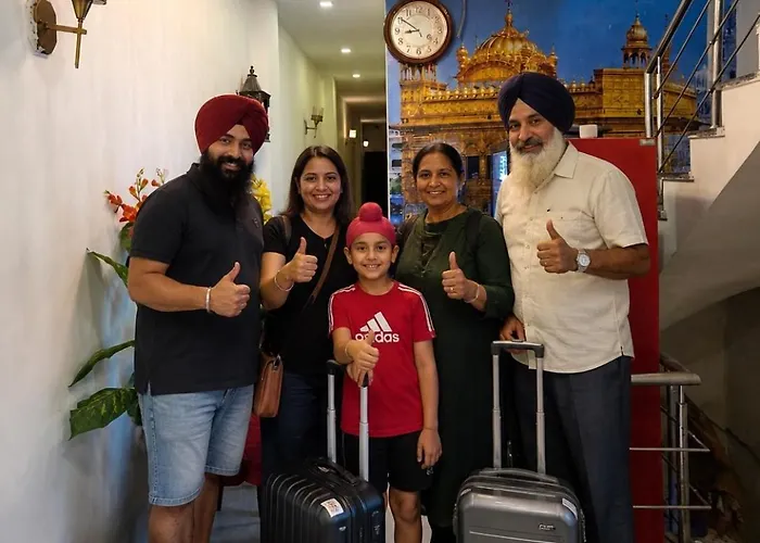 Paradise Stays 200 Meters From Golden Temple