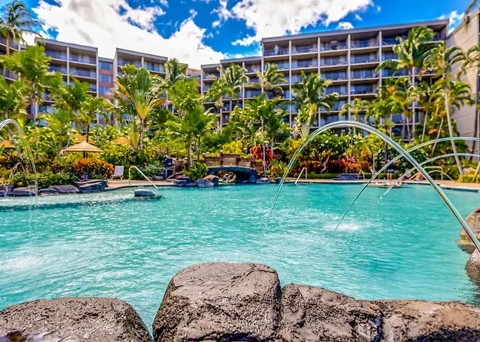Kaanapali Ocean View Condo W Pool & Beach