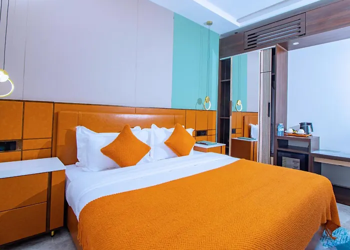Allison Hotel