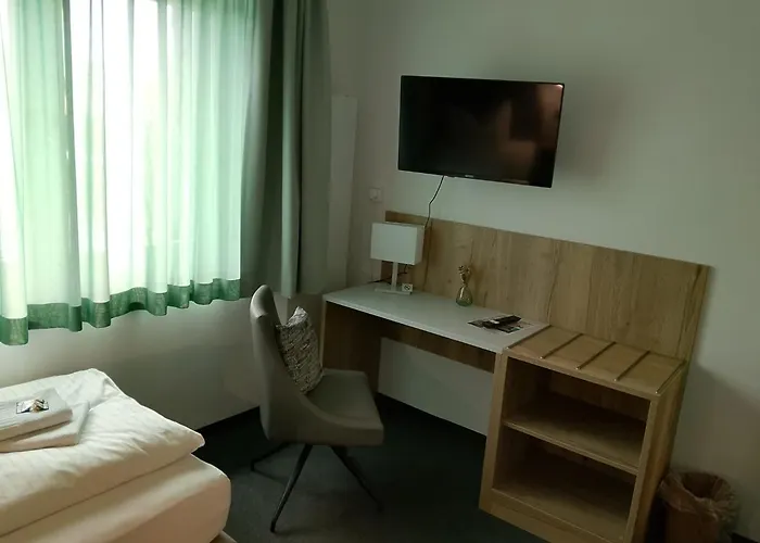 DH Hotel Deutsches Haus - Ihr neuer Rückzugsort im Herzen von Mittweida, digitales Hotel im historischen Gebäude