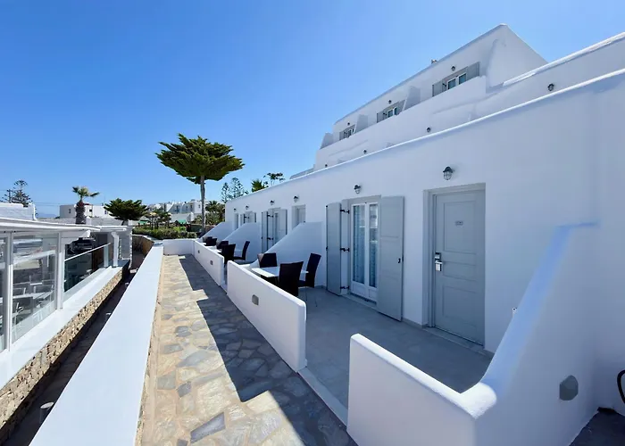 Yiannaki Hotel