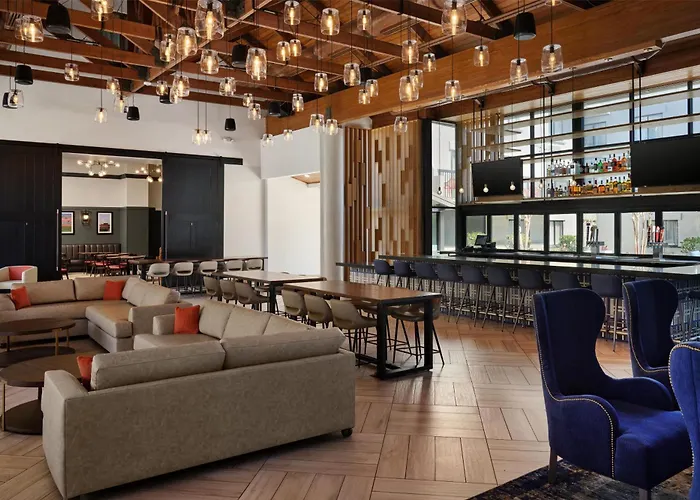 Doubletree By Hilton Gainesville