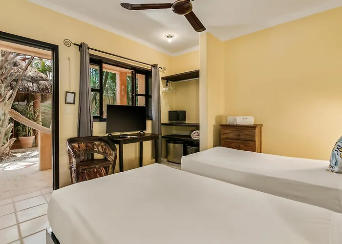 Barrio Latino Hotel Riviera Maya