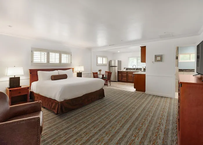 Brisas Del Mar Inn At The Beach