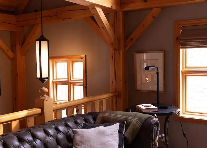 Buffalo Mountain Lodge