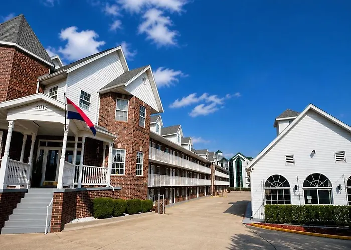 Carriage House Inn