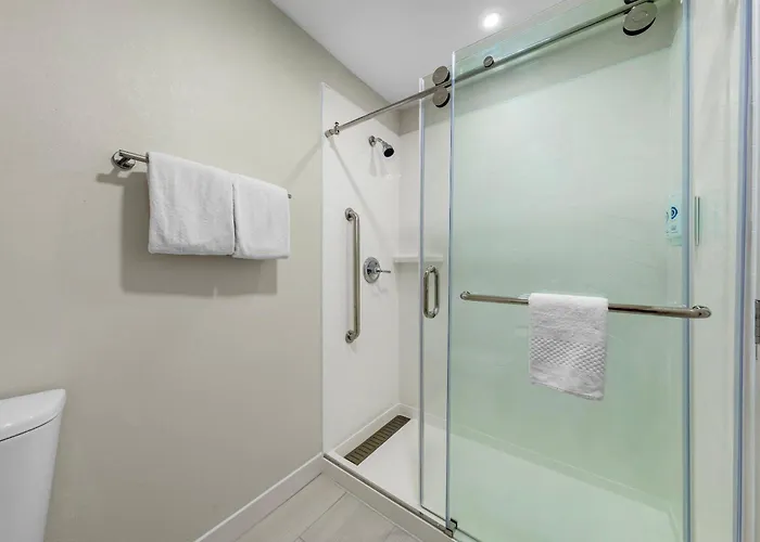 Comfort Inn & Suites Mt Laurel-Philadelphia
