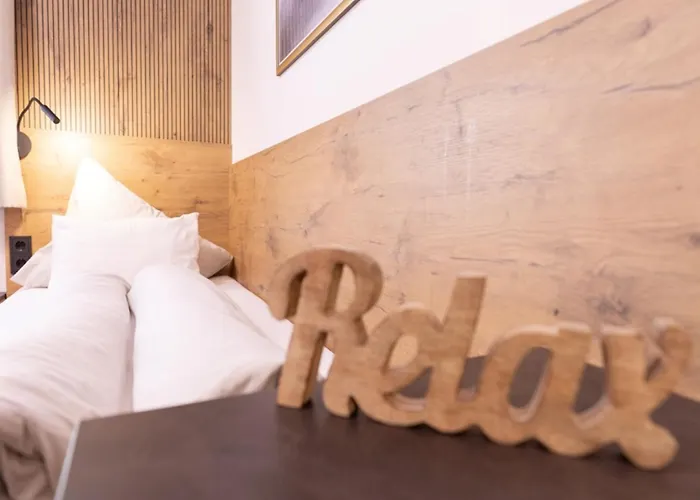 Arlen Lodge Hotel