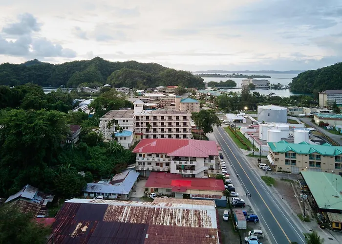 Belau Almond Hotel 贝尔曼酒店