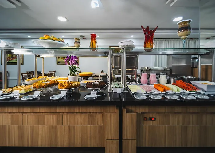 Hotel Golden Park Curitiba By Nacional Inn