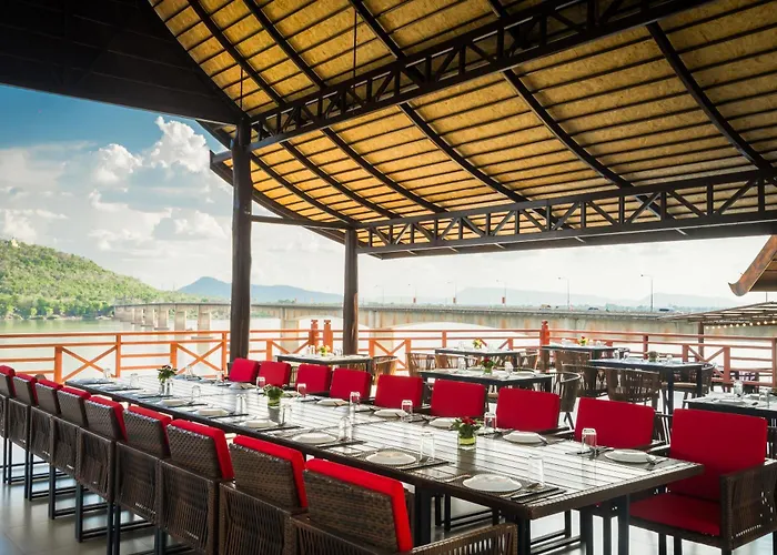 Champasak Grand Hotel